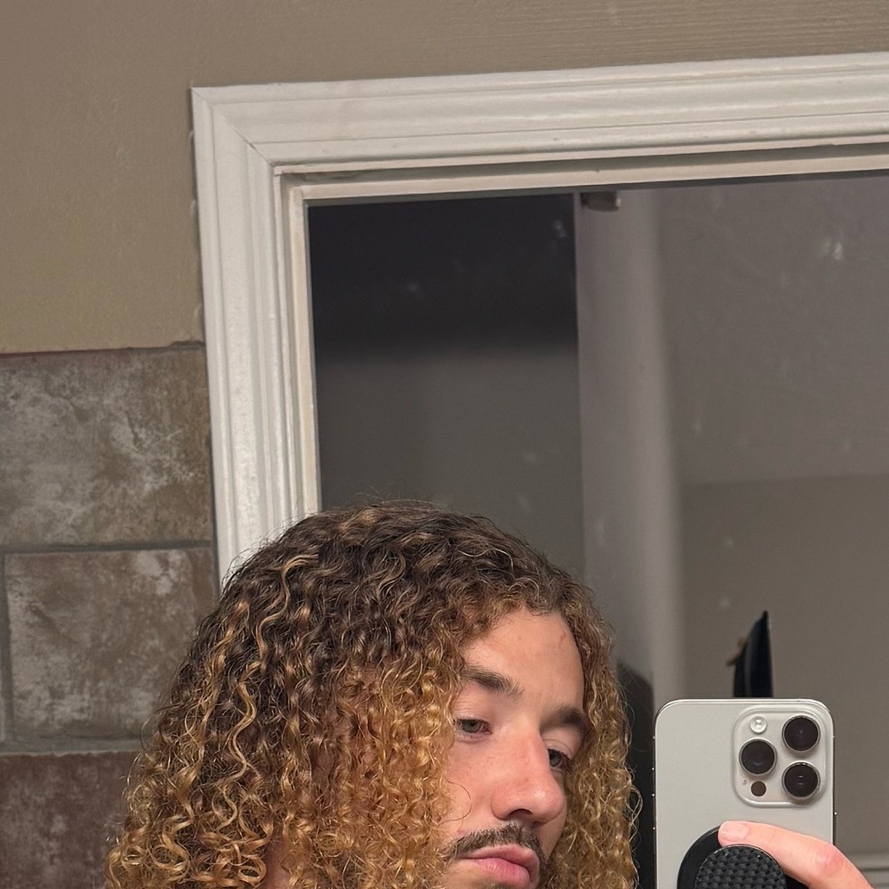 Meet your Posher, Blake